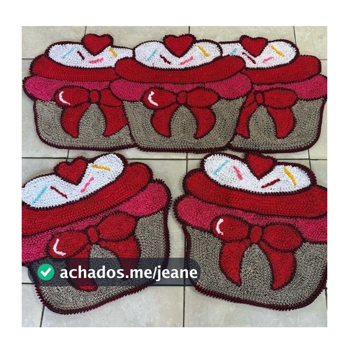 Tapete Fru-fru Antiderrapante Cupcake