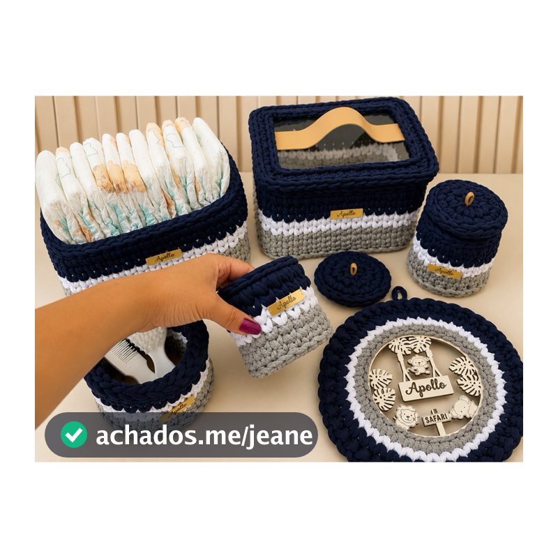 kit higiene de bebê crochê fio de malha com farmacinha e guirlanda personalizado o nome do bebê