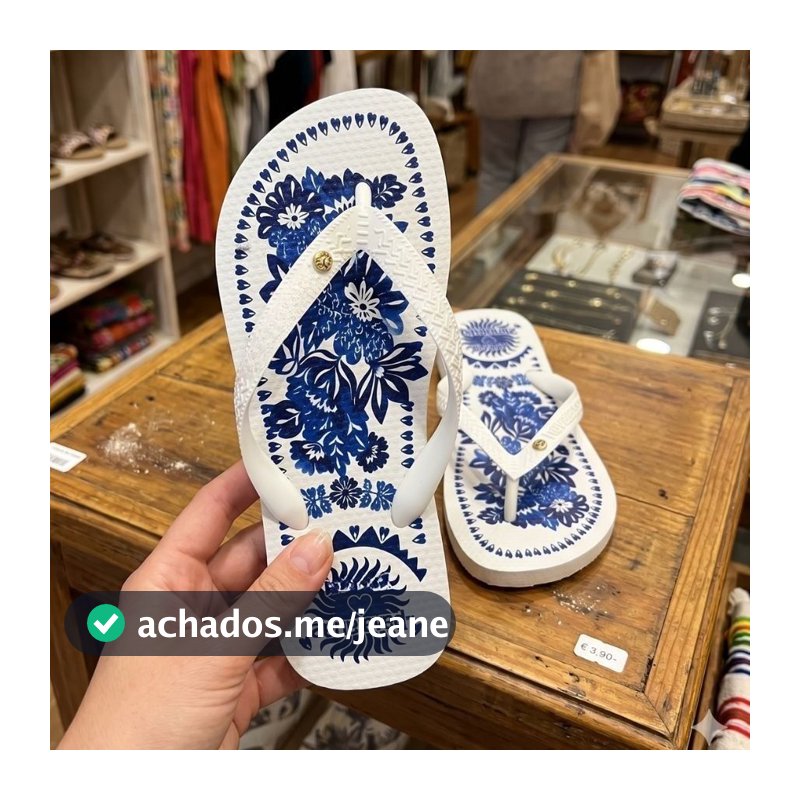 Chinelo Feminino Leve e Prático Para Uso em Praia e Lazer